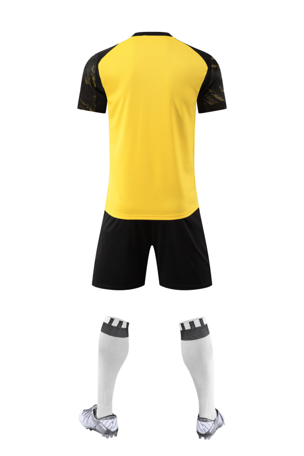 2024/2025 Training Suit - Image 3