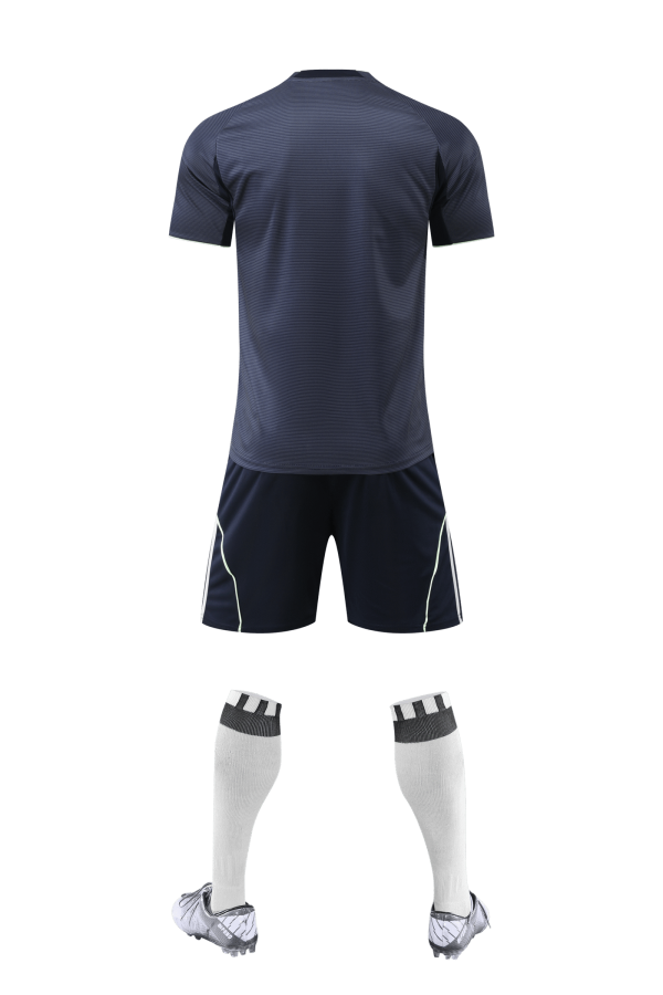 2024/2025 Training Suit - Image 3